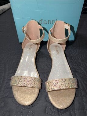 Dufannie Jeweled Ankle-Strap Sandals in Rose Gold